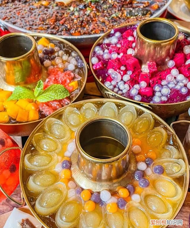 解放碑巷子里的老字号美食