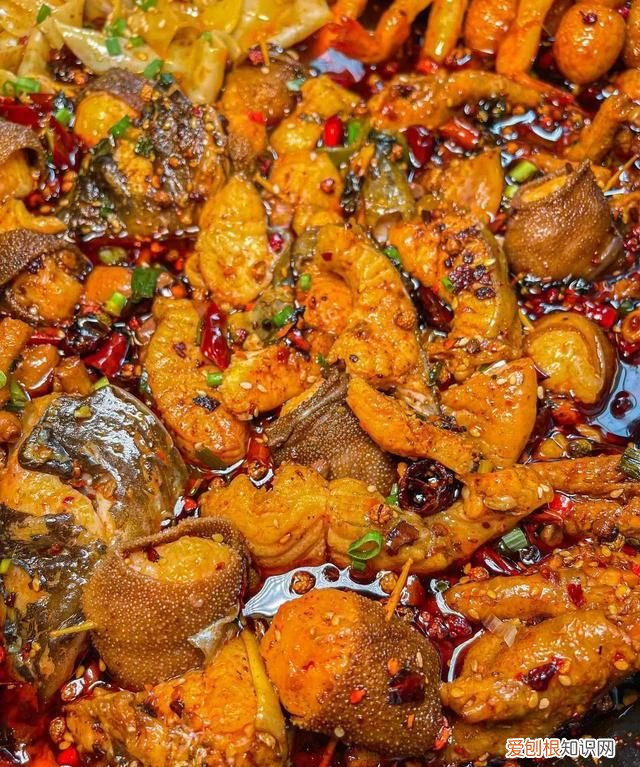 解放碑巷子里的老字号美食