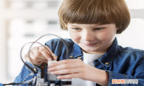 少儿编程是什么样的课,少儿编程课程是什么内容