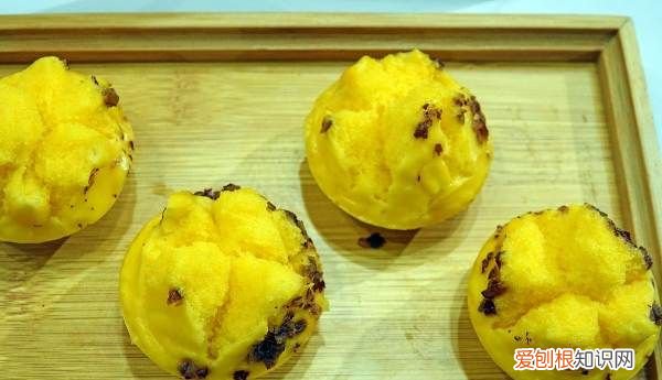 红枣发糕怎么做，枣发糕的家庭的做法