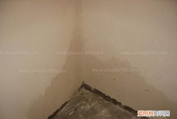 下雨房间潮湿怎么办,下雨天开空调房间里潮湿怎么办