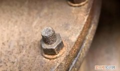 生锈的螺丝怎么拧开，生锈的螺丝怎样拧开