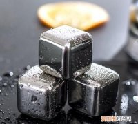 一块不锈钢冰块能冰多久，不锈钢冰块取出后能保持多久冷却时间