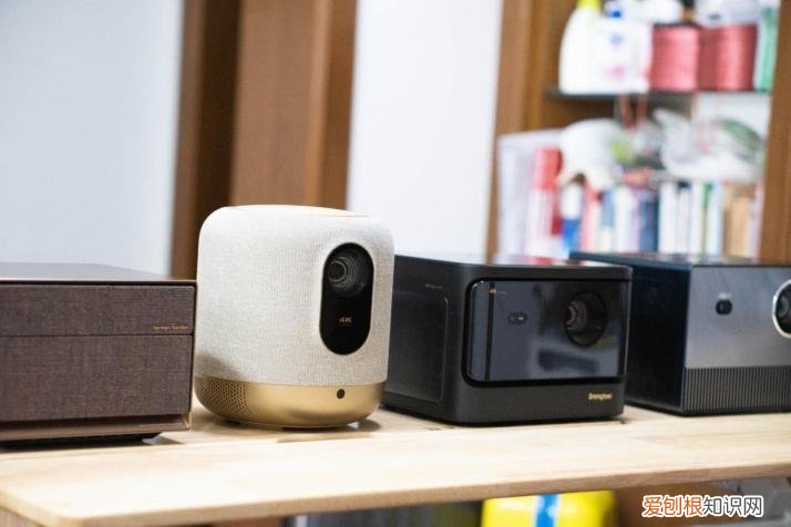 家用投影仪哪个好?大眼橙、极米、坚果等10款投影仪推荐