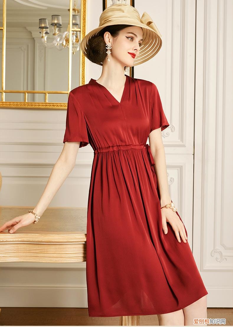 中年女人必买的真丝连衣裙