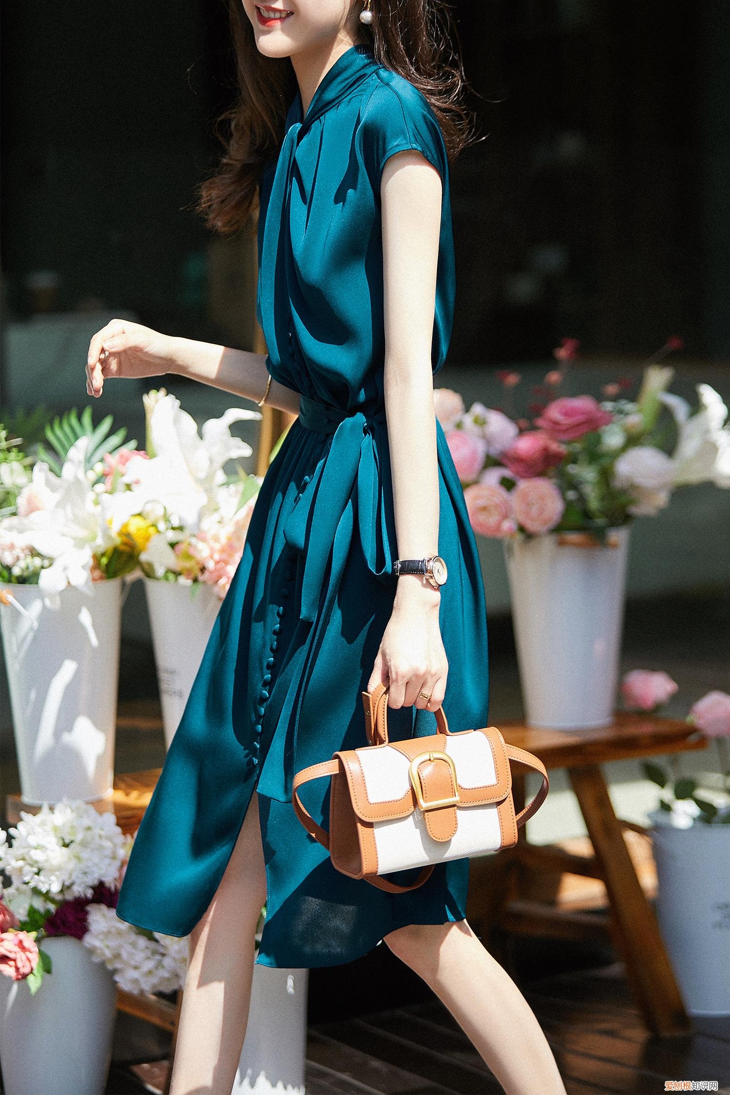 中年女人必买的真丝连衣裙