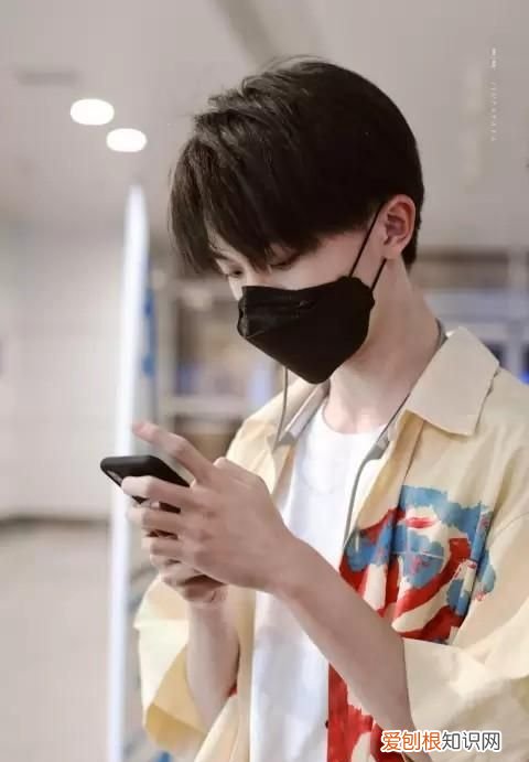 马嘉祺是光下一句,马嘉祺经典语句毕业