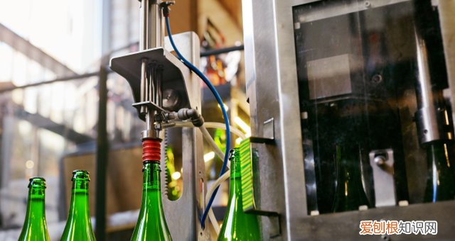 过期的啤酒能喝么有什么用 过期的啤酒到底能不能喝