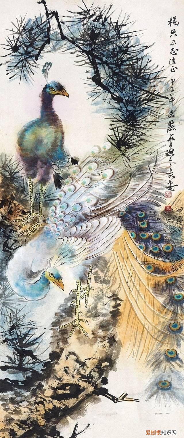 他笔下的孔雀千姿百态