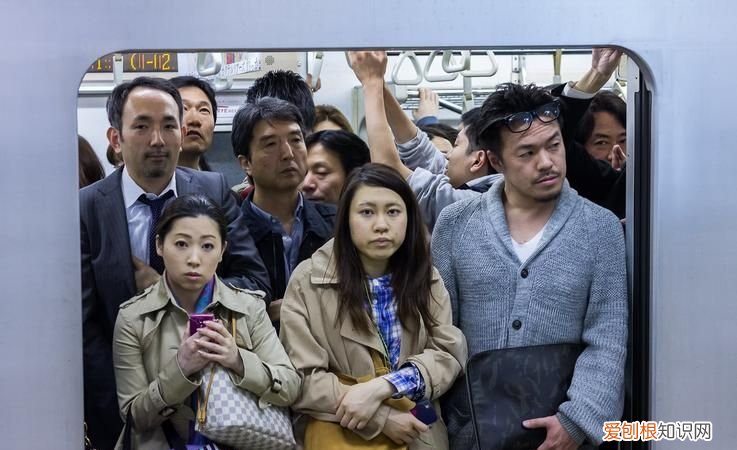 什么叫通勤女装,为什么上班叫通勤