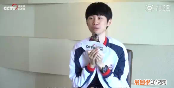 李小龙nba粉丝,rng夺冠为啥doinb这么激动