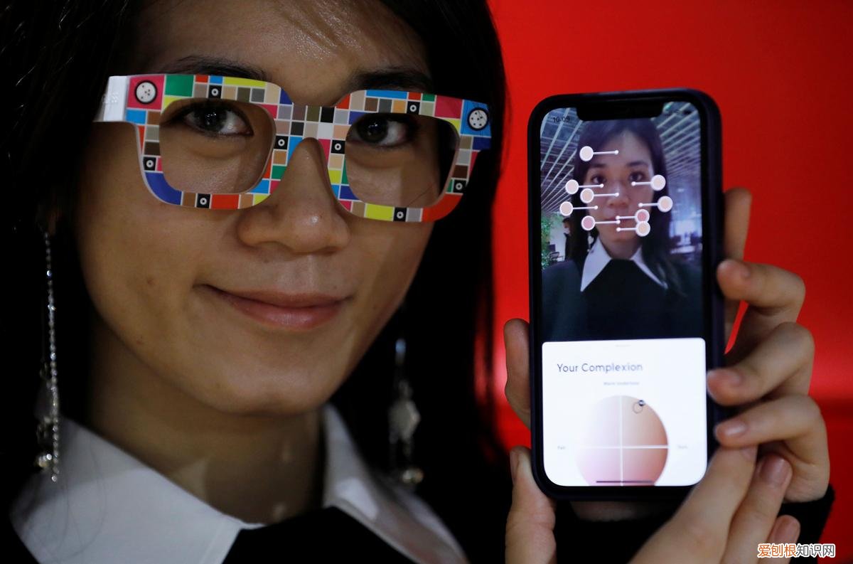 盘点那些“黑科技”眼镜