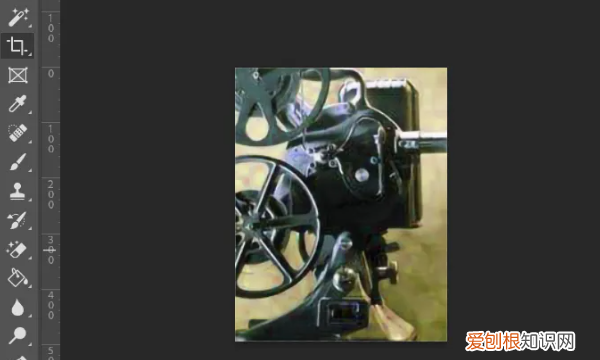 如何用ps进行裁剪,ps裁剪工具怎么自由裁剪