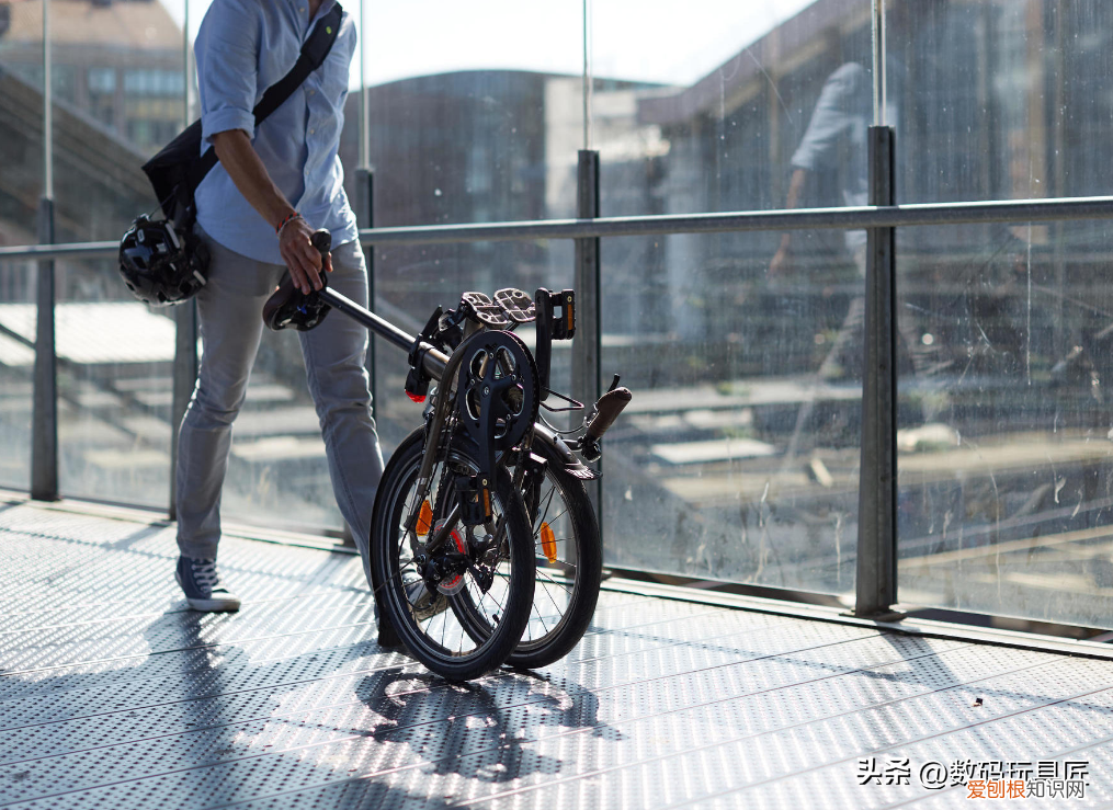 迪卡侬折叠车 TILT 900 和 TILT 500 的区别(对比两款折叠自行车你会选择哪一辆）