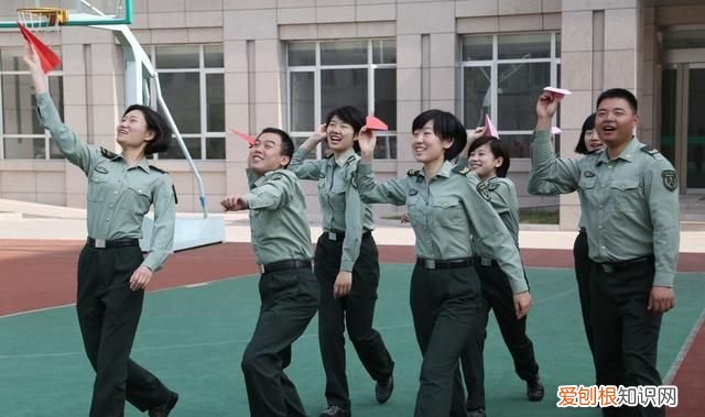 什么是直招军官?报考流程是怎样的呢