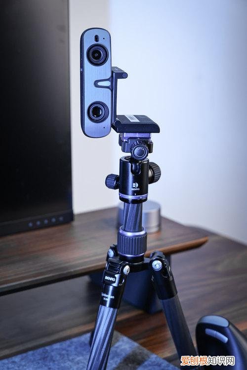 会议与直播的好拍档 ROCWARE RC08音视频一体化摄像机