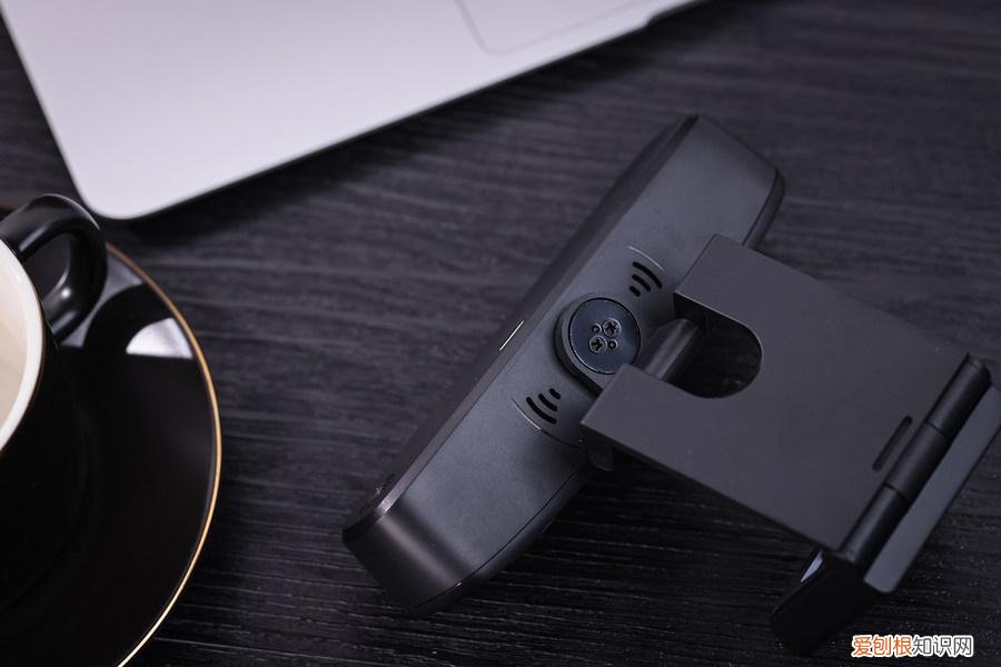 会议与直播的好拍档 ROCWARE RC08音视频一体化摄像机