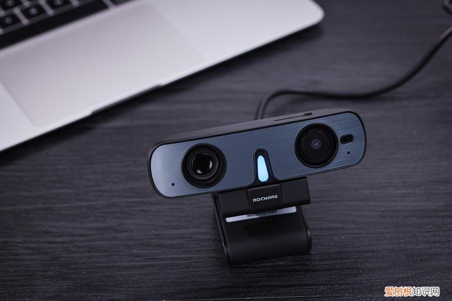 会议与直播的好拍档 ROCWARE RC08音视频一体化摄像机