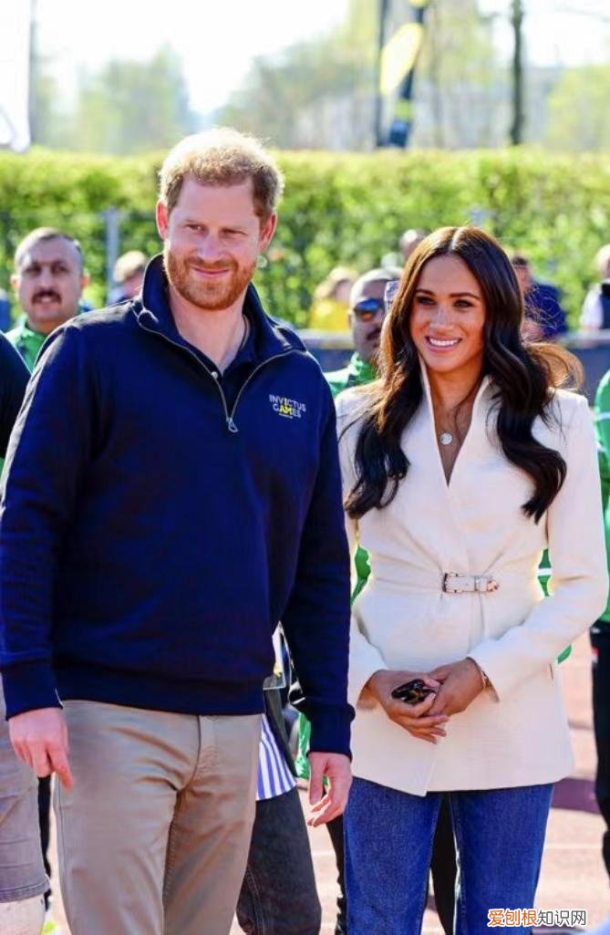 金·卡戴珊欲参加王室派对被拒，这就是哈里梅根未来与王室的距离