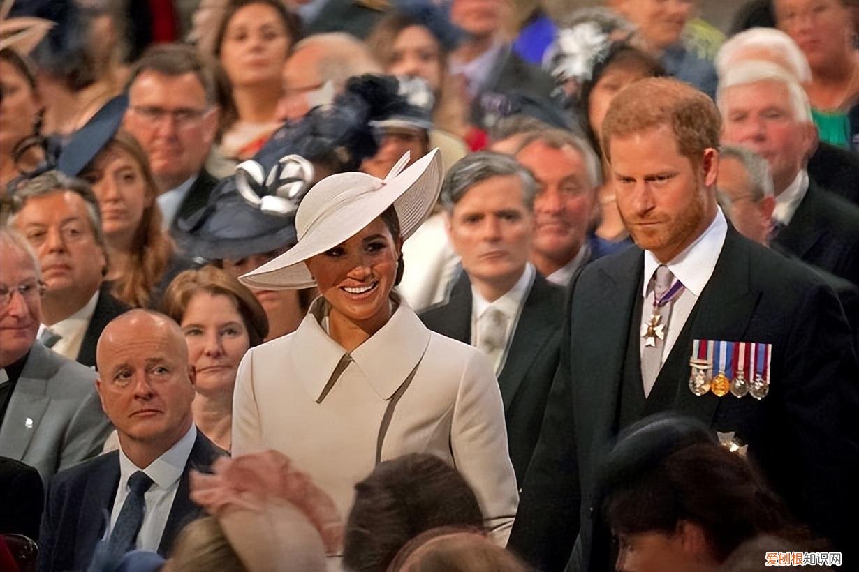 金·卡戴珊欲参加王室派对被拒，这就是哈里梅根未来与王室的距离