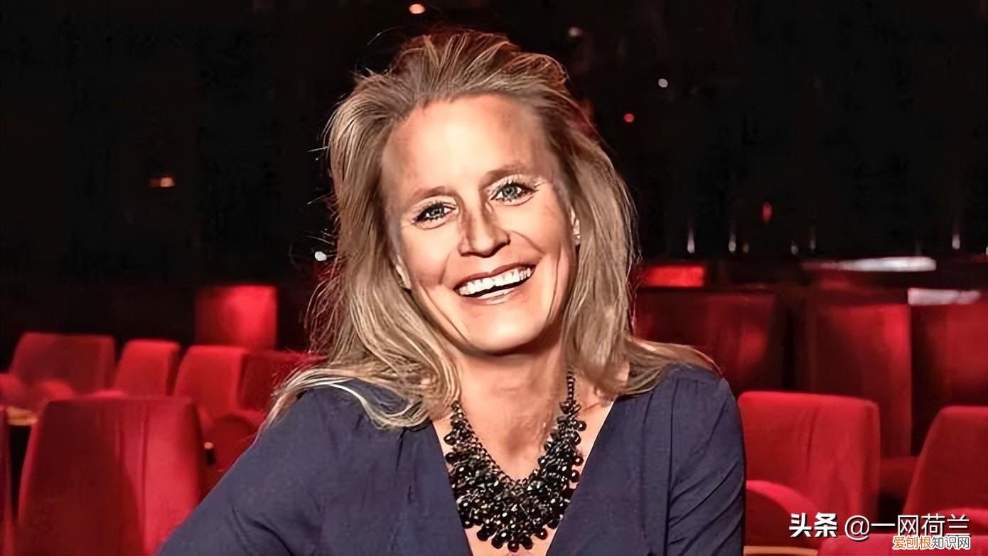 巴黎的丽都倒下了,红磨坊和疯马秀何去何从