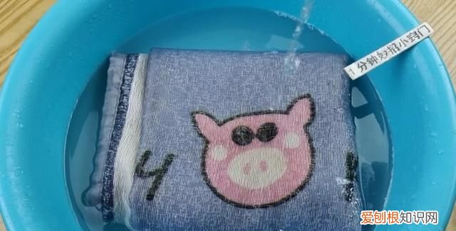 枕套发黄脏了怎么洗,枕套发黄的清洗小妙招