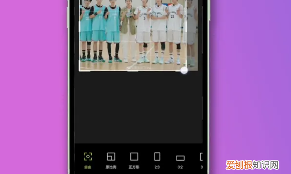 PS多余的人该怎么P掉，ps怎么把照片中多余的人去掉