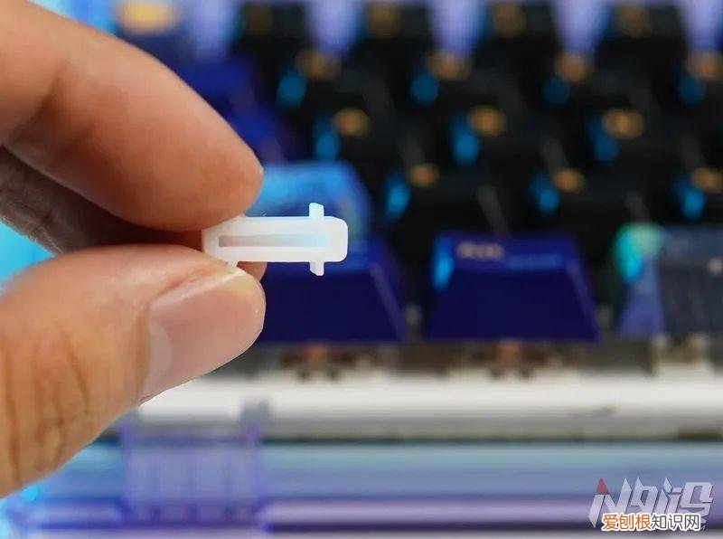 新贵GM780三模无线机械键盘简评