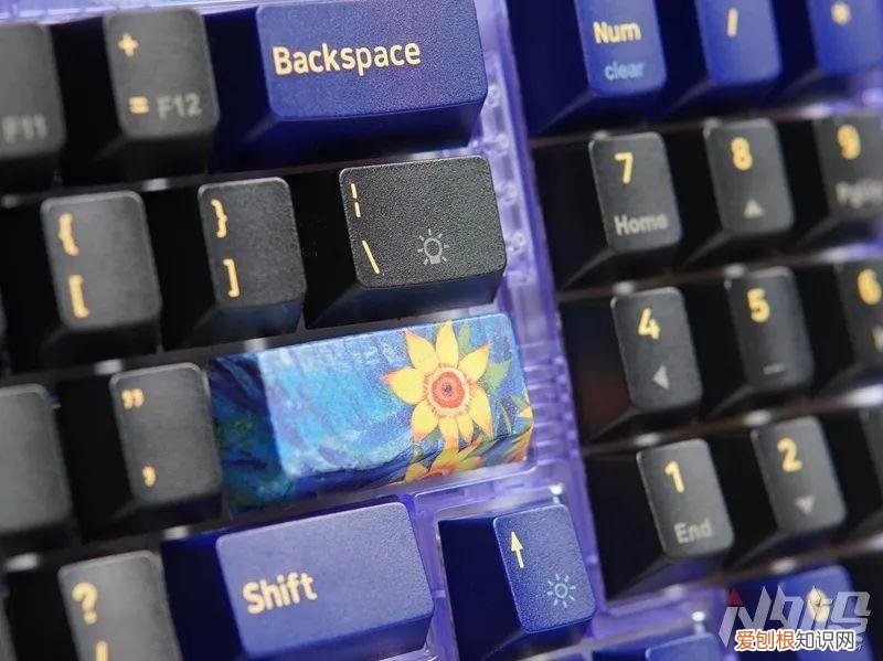 新贵GM780三模无线机械键盘简评