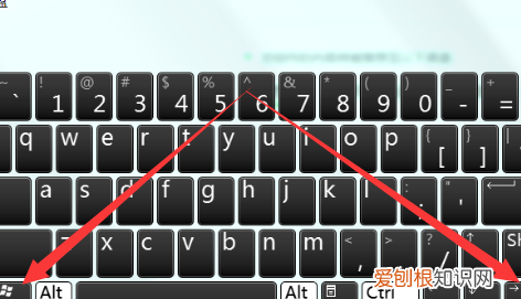 电脑如何共存两个窗口，电脑怎么显示两个屏幕