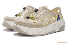 李宁更新猫爪鞋系列，迪桑特发布全掌碳板跑鞋