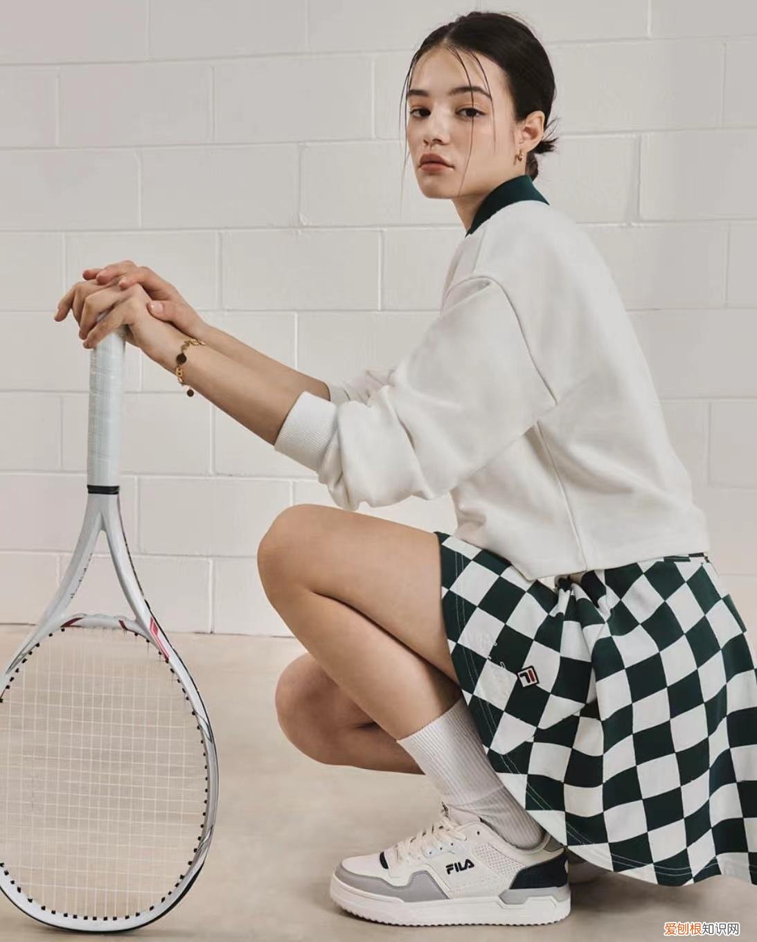 高跟鞋失宠了，踏春百搭运动鞋来袭