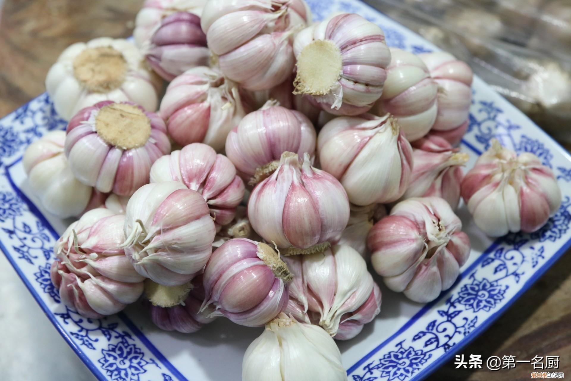 腌糖蒜怎么腌又脆又好吃