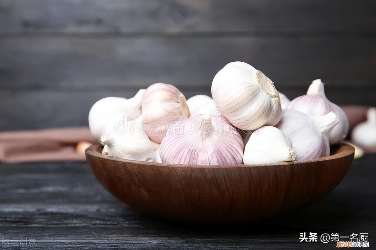 腌糖蒜怎么腌又脆又好吃