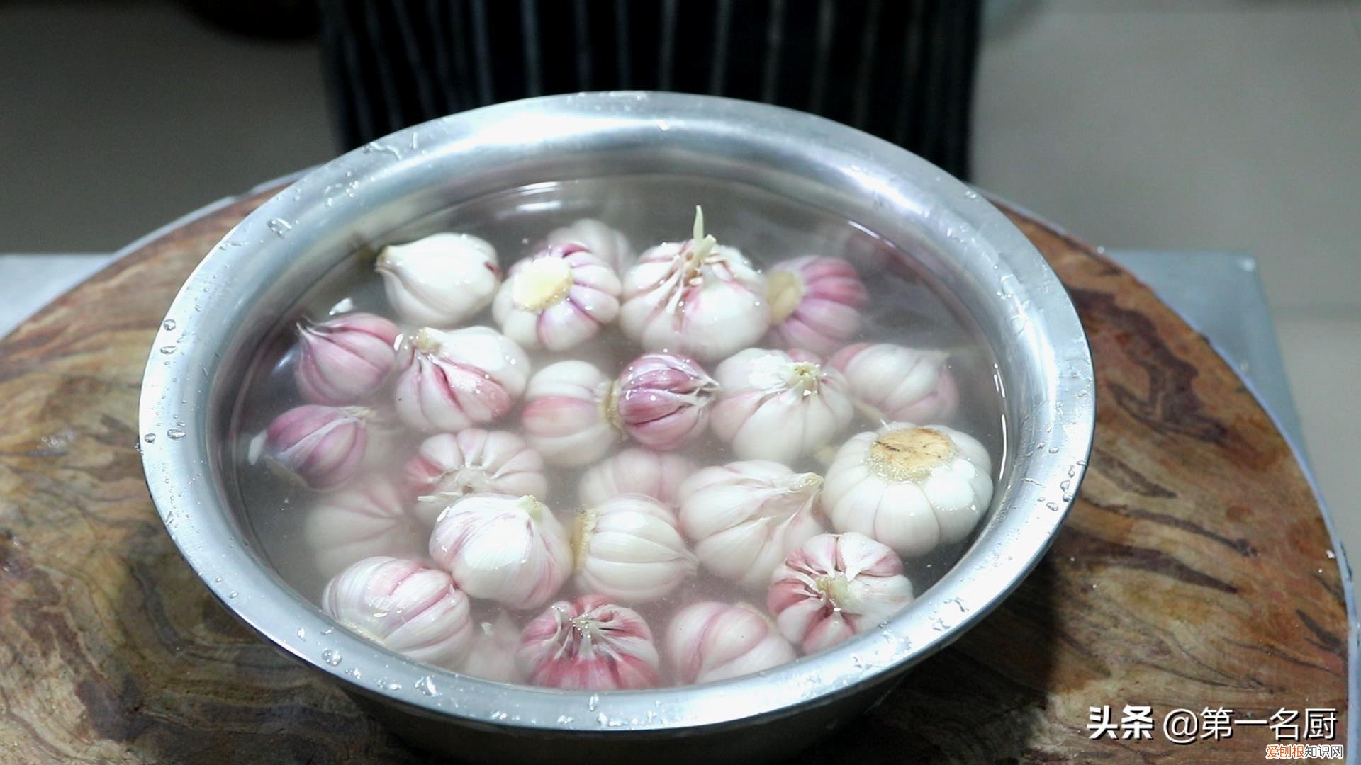 腌糖蒜怎么腌又脆又好吃