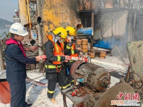 水上遇险求救电话号是多少(8名遇险人员全部获救,知道这个电话很重要）