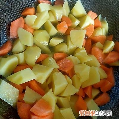 牛肉咖喱饭的做法 最正宗的做法