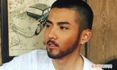 男人怎么留胡子，男人的小胡子该怎么留