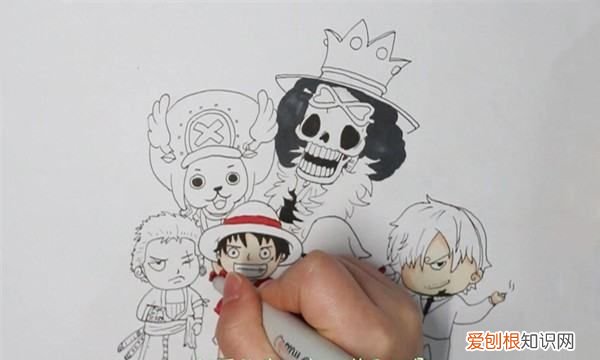 路飞怎么涂颜色，路飞草帽的颜色用颜料怎么调