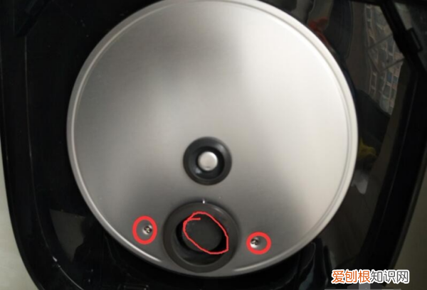 怎么拆卸和安装电饭煲内盖,九阳电饭锅盖子怎么拆图解