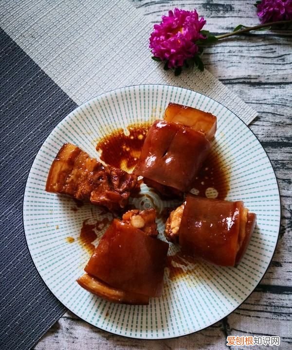 过年炖大块肉做法，过年煮大块猪肉的方法和做法