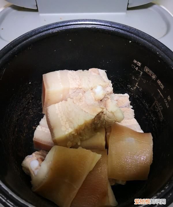 过年炖大块肉做法，过年煮大块猪肉的方法和做法