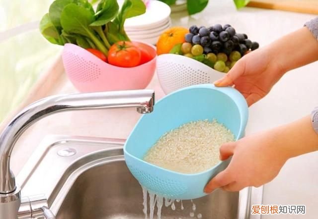 其实淘米水养花也不要随时用