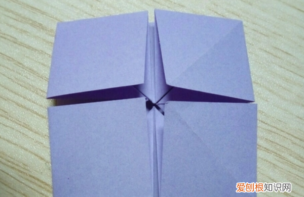 旋转的陀螺怎么做，能转的爱心陀螺用纸怎么折