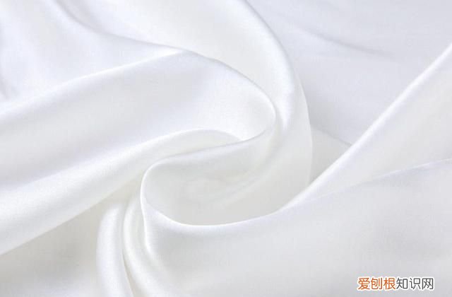 冰箱里冻丝袜有什么用,夏天丝袜冻冰箱妙招