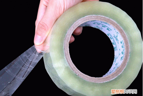 快速撕胶带的方法，胶布怎么容易撕下来