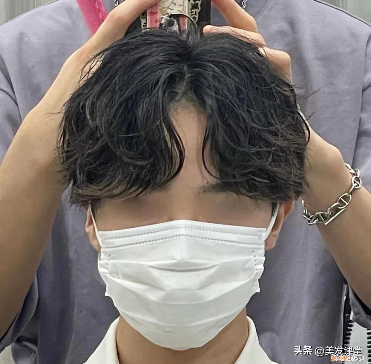 男生中长发发型