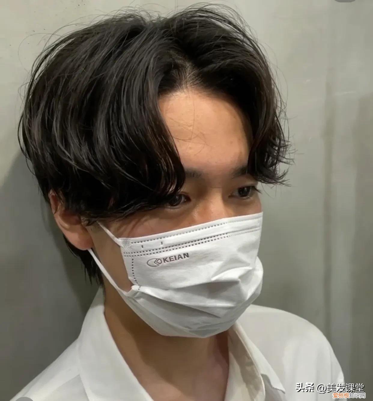 男生中长发发型