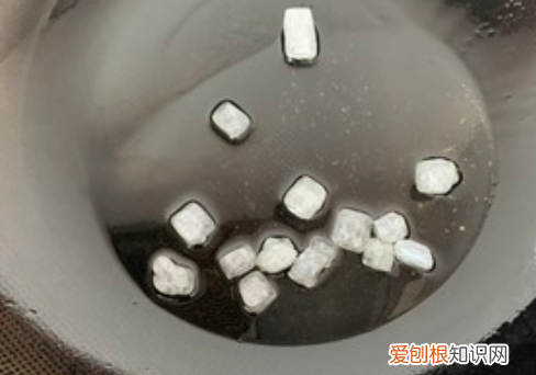 酱肘子最正宗的做法，老北京酱肘子的正宗做法视频