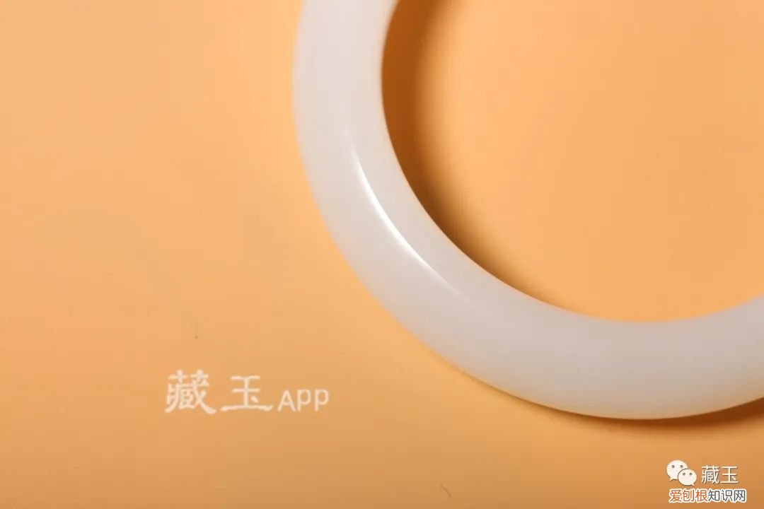 两个和田玉籽料玉镯的价格及图片，